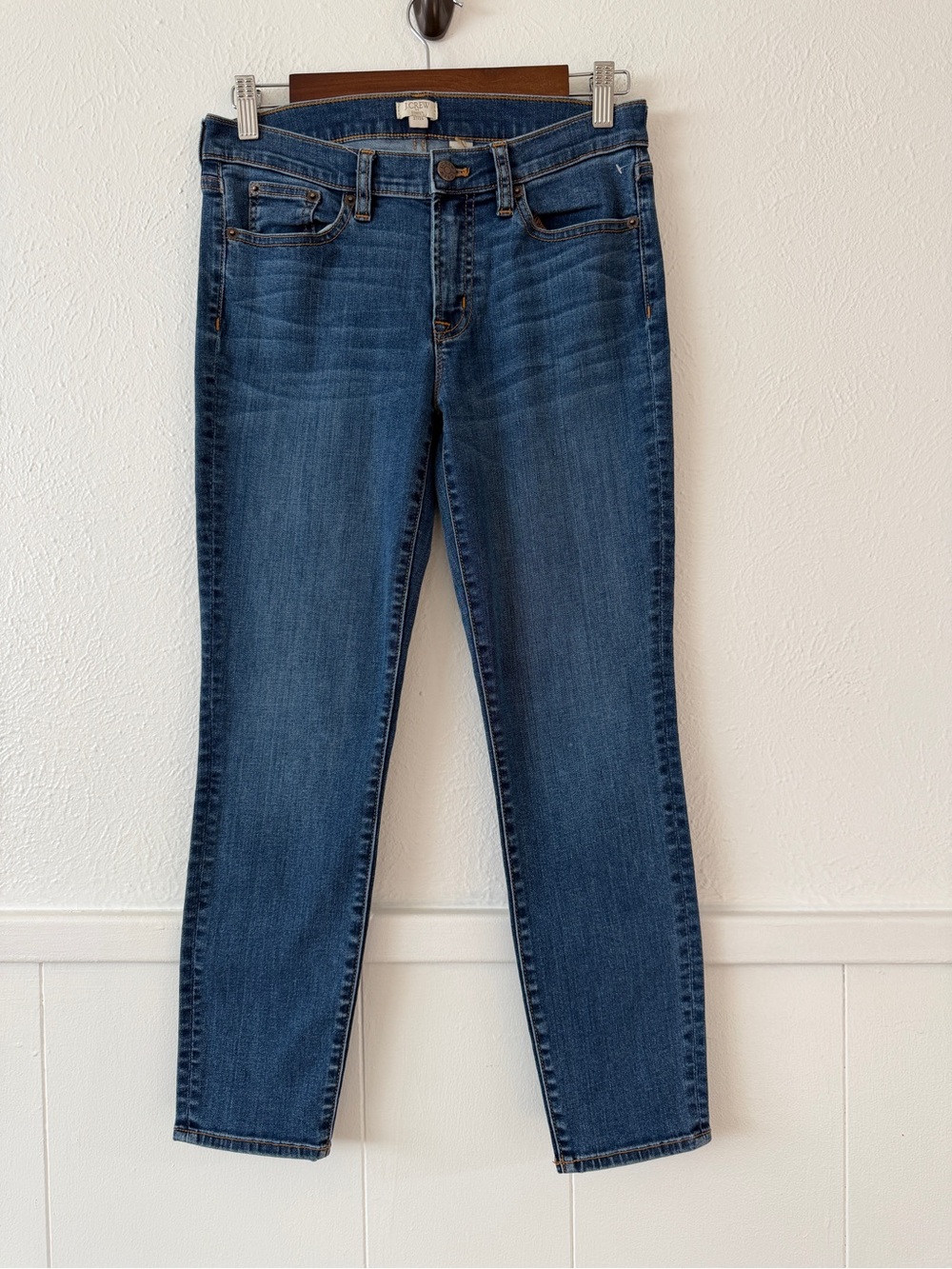J.Crew Women’s Jeans 27/26 Stretch Slim Straight Leg Mid Rise Medium Wash Denim